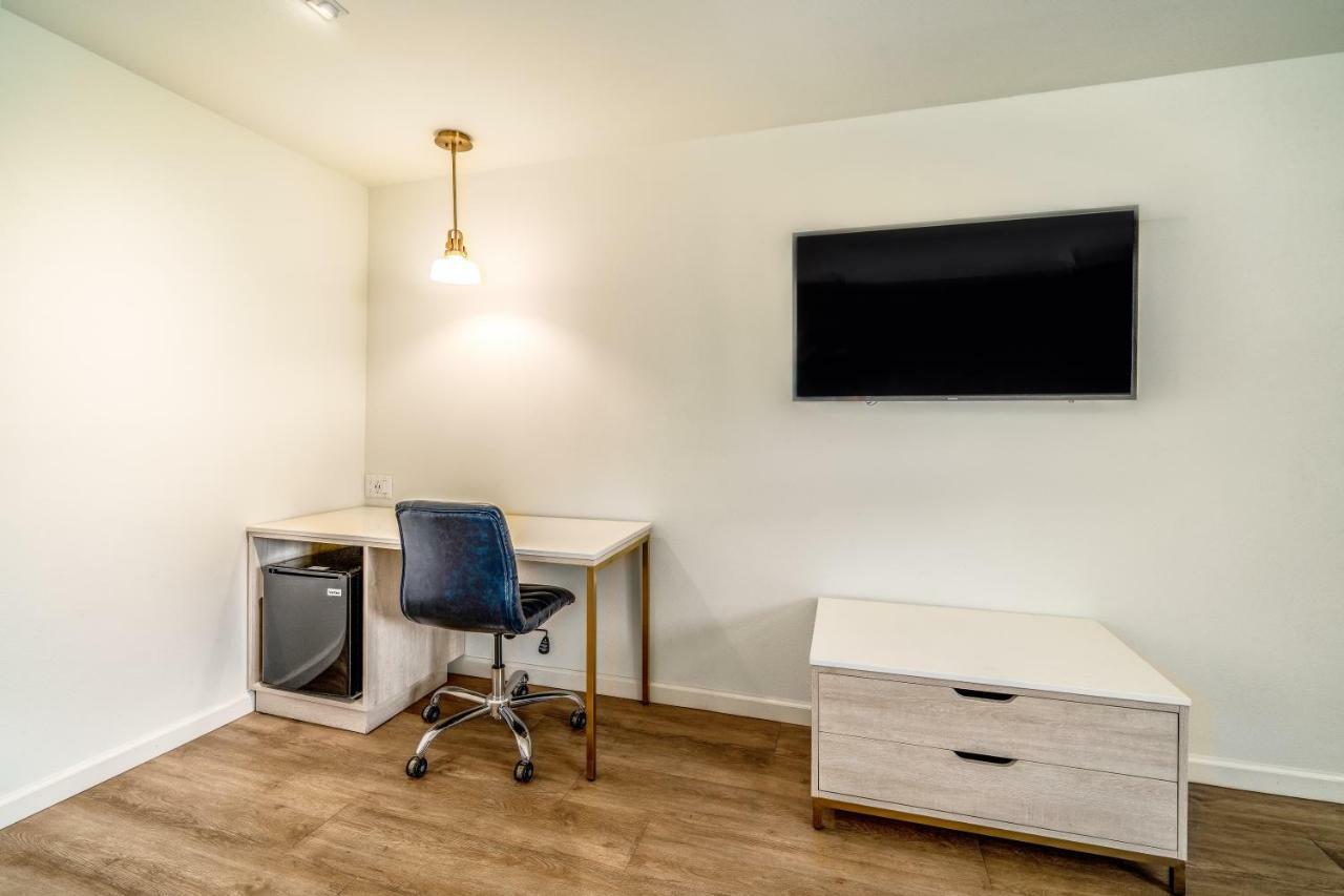 Trend Hotel At Lax Airport Lennox Rom bilde